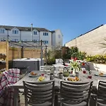 Hilgrove Beach House
